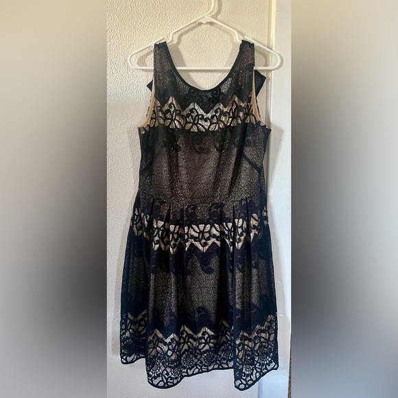 Black Lace Dress - Picture 2 of 2